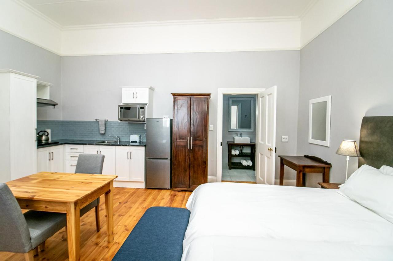 Victorian Square Guesthouse Graaff Reinet Exterior photo